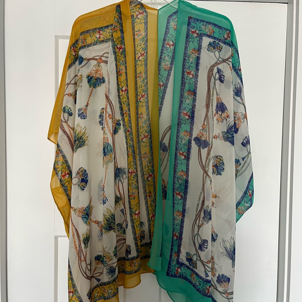 Chico's Floral Ruana